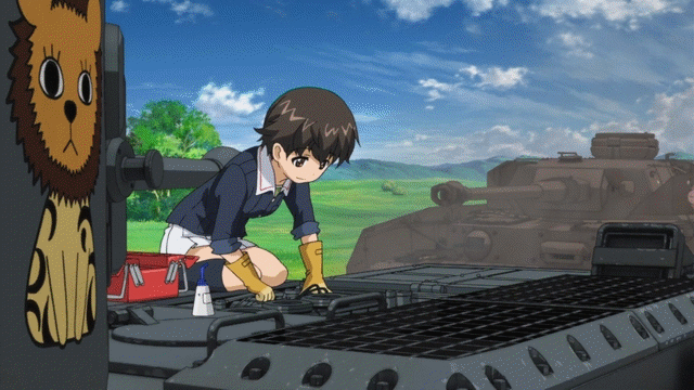 Nakajima(GUP) Is Repairing Her Tank When It is Proceeding.gif