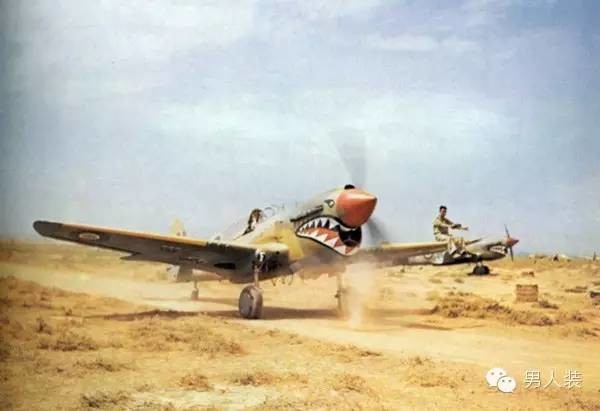 P-40英國塗裝.jpg