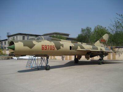 殲-8原型.jpg