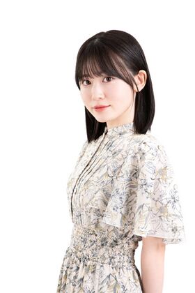 花井美春2024公式照.jpg