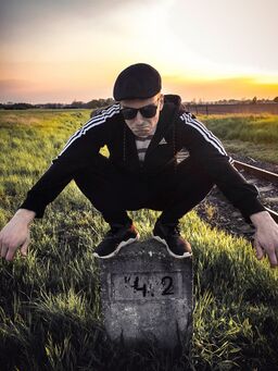 DJ Blyatman(squat).jpg