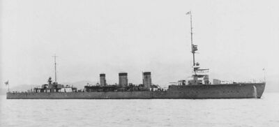 Japanese cruiser Tatsuta in Aug 1919.jpg