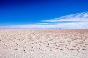 Salar-de-uyuni.jpg