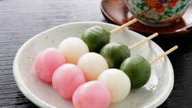 Three colour dango dumplings.jpg